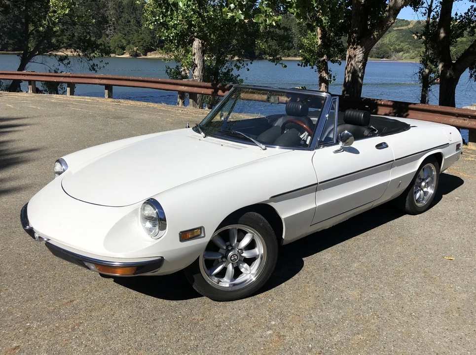 1975 Alfa Romeo Series 2 - Image 2 of 31