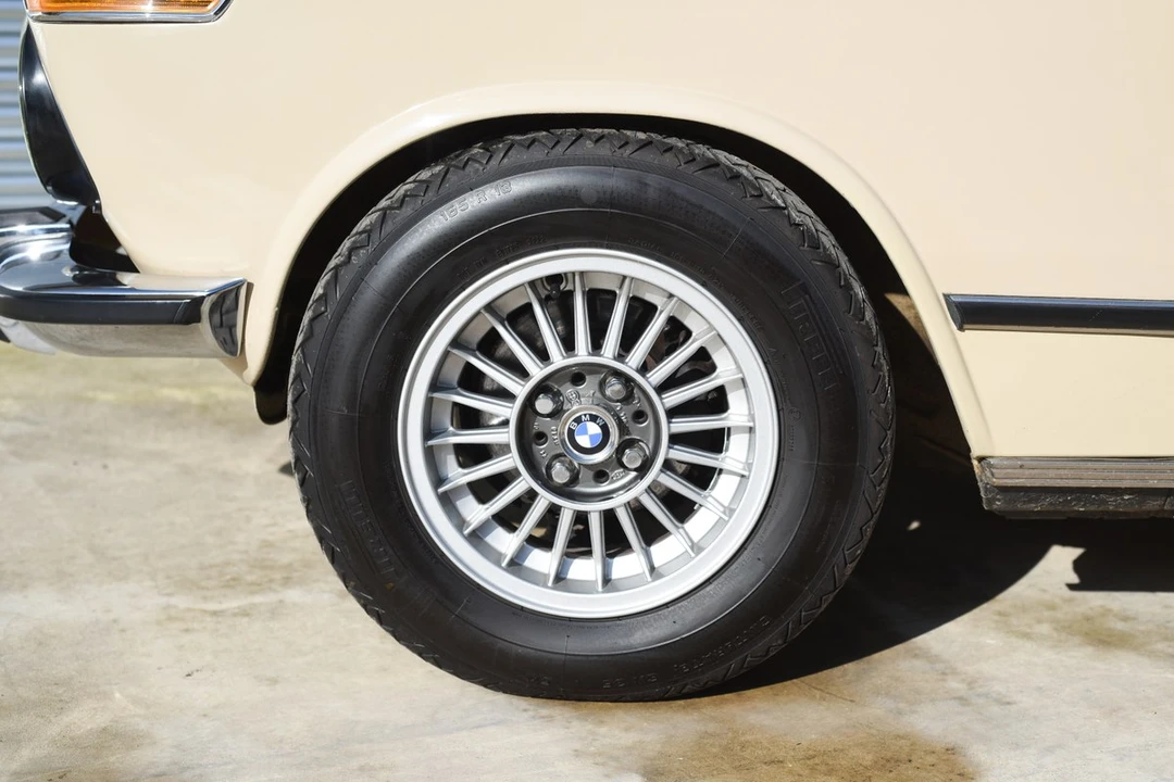 1975 BMW 2002 - Image 19 of 30