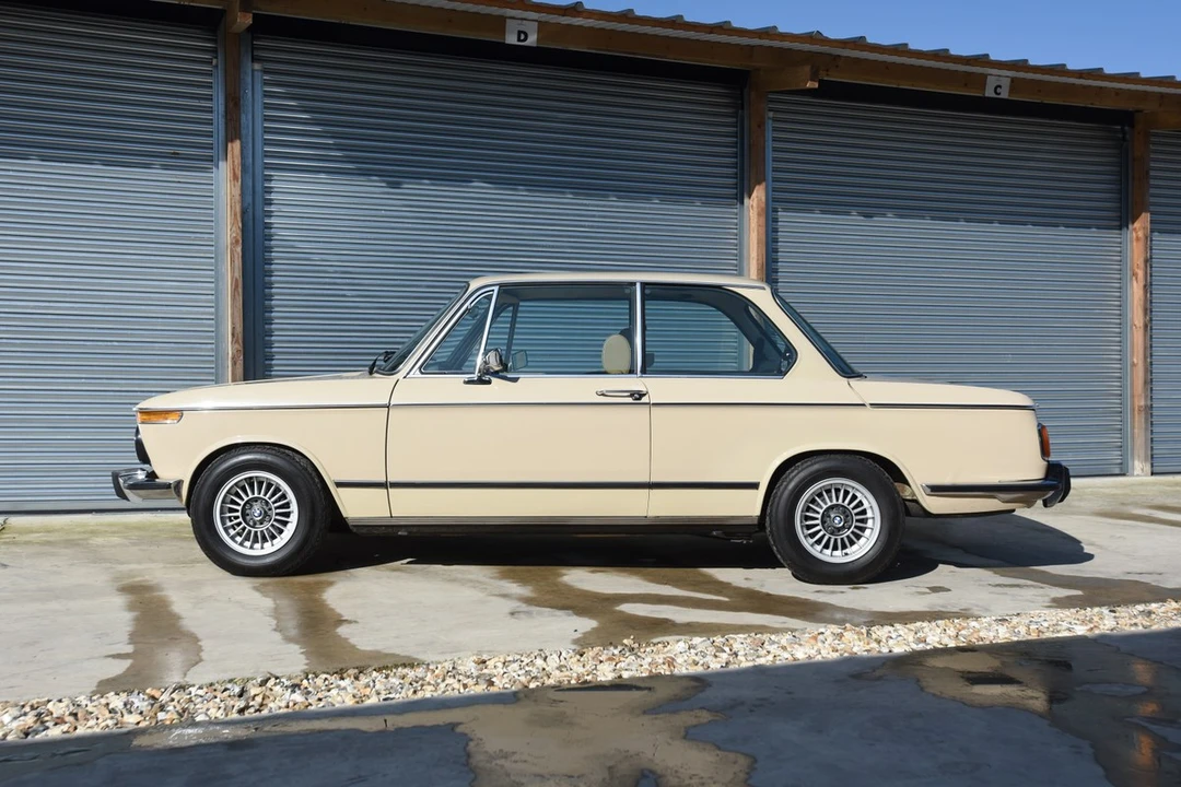 1975 BMW 2002 - Image 10 of 30