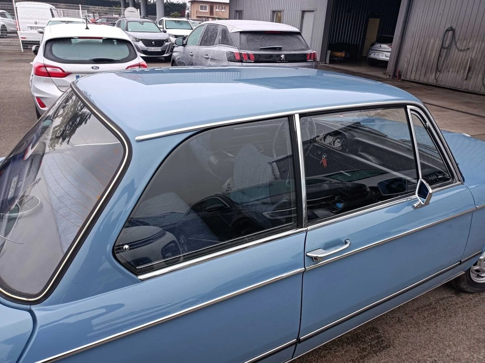 1975 BMW 2002 - Image 18 of 30