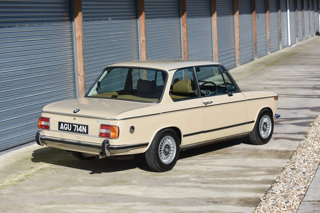 1975 BMW 2002 - Image 11 of 30