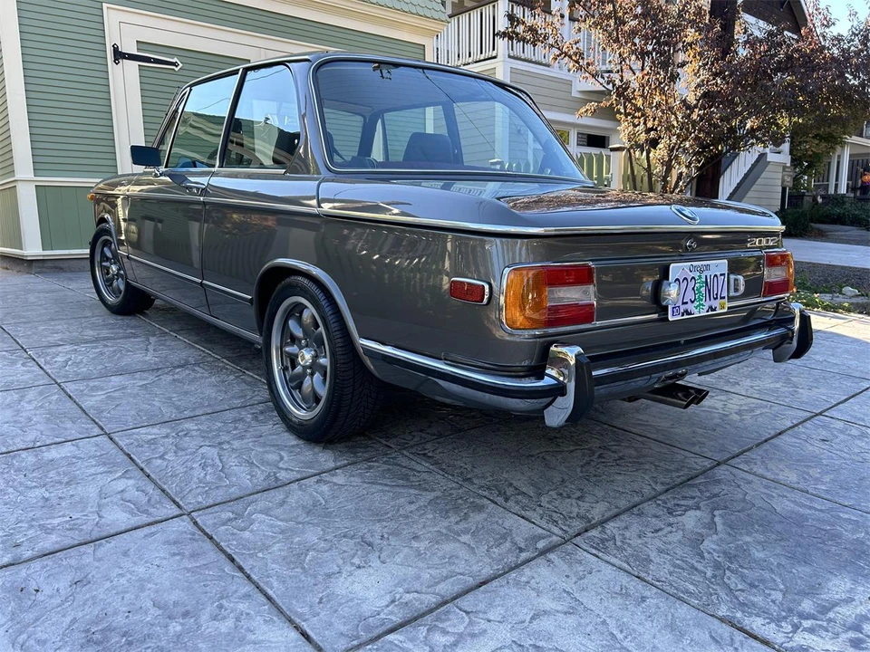 1975 BMW 2002 - Image 8 of 18