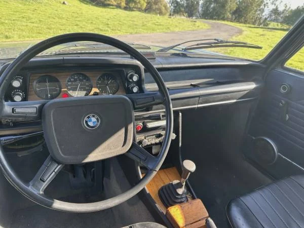 1975 BMW 2002 - Image 9 of 15