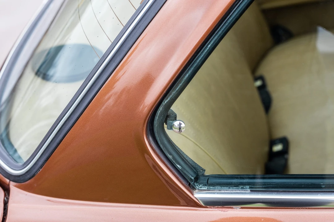 1975 BMW 2002 - Image 30 of 31