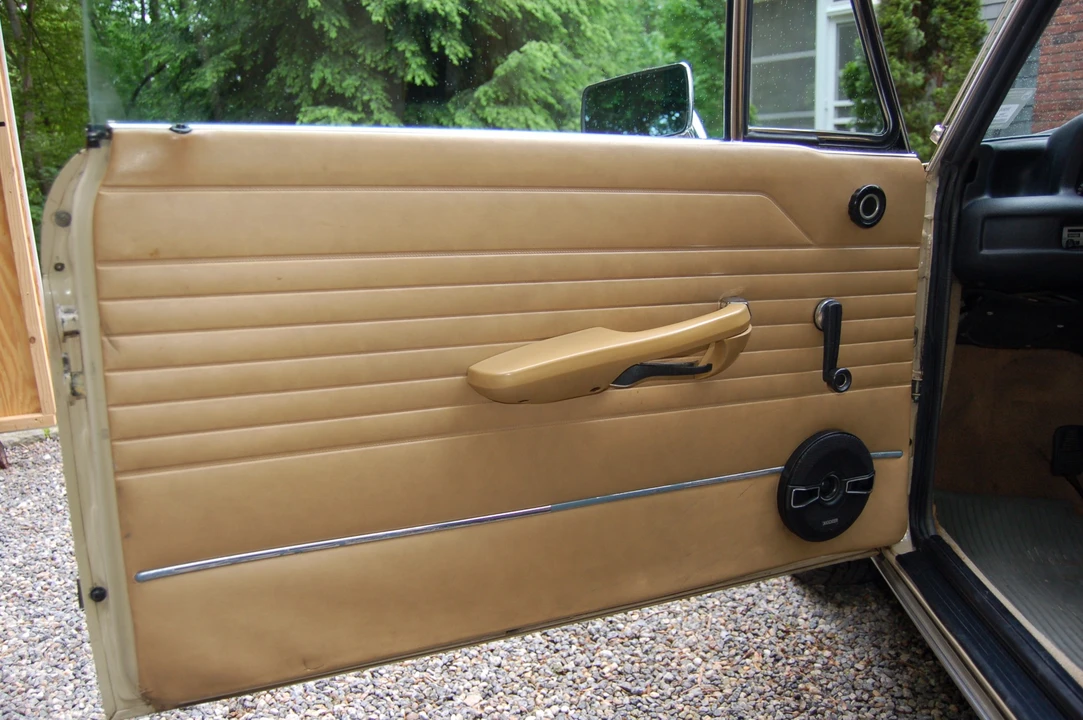 1975 BMW 2002 - Image 30 of 31