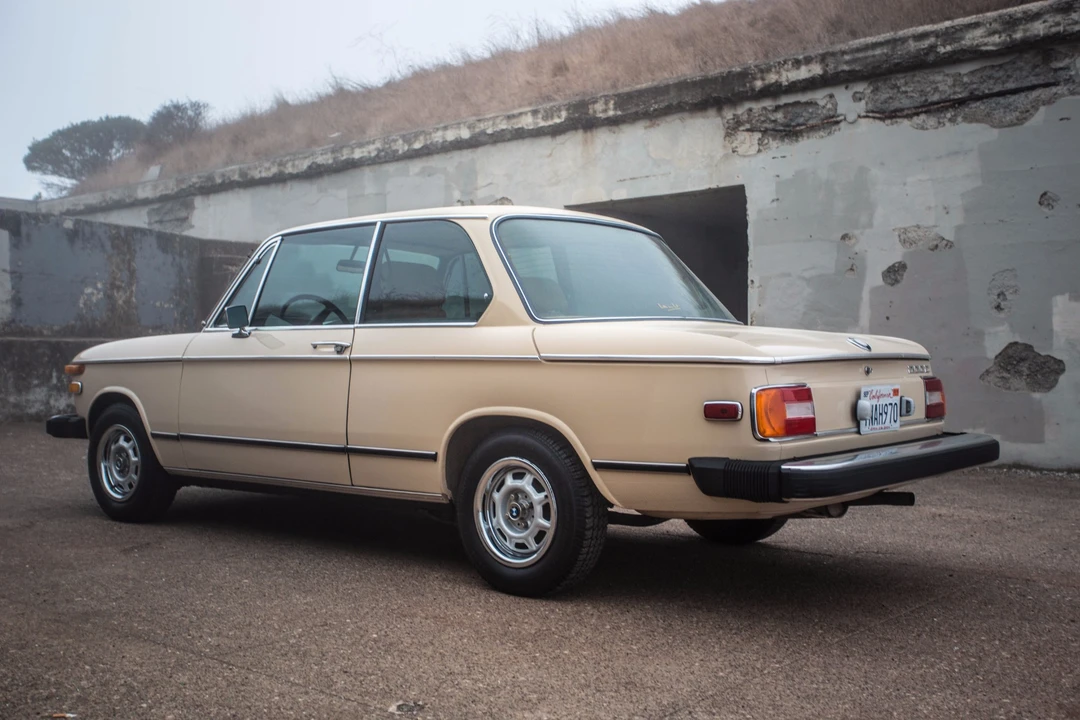 1975 BMW 2002 - Image 15 of 31