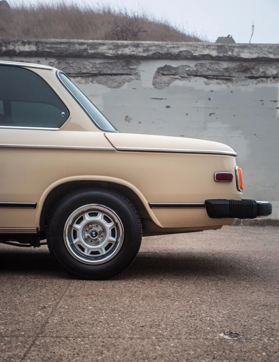 1975 BMW 2002 - Image 9 of 31