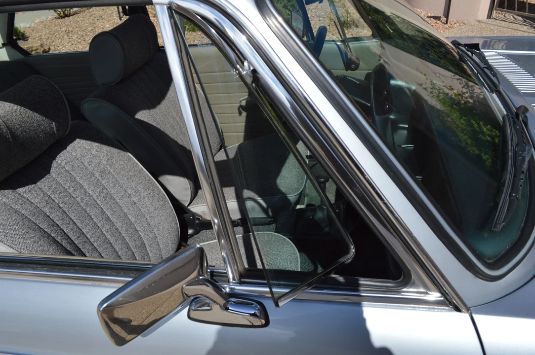 1975 BMW 2002 - Image 27 of 31