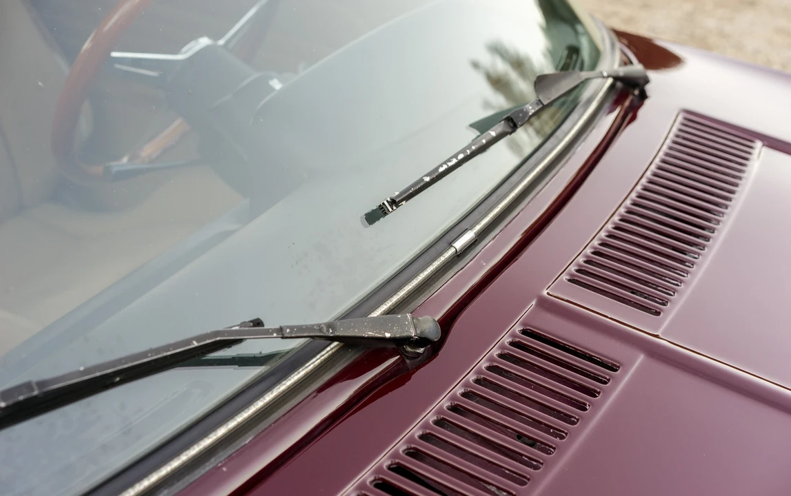 1975 BMW 2002 - Image 16 of 31