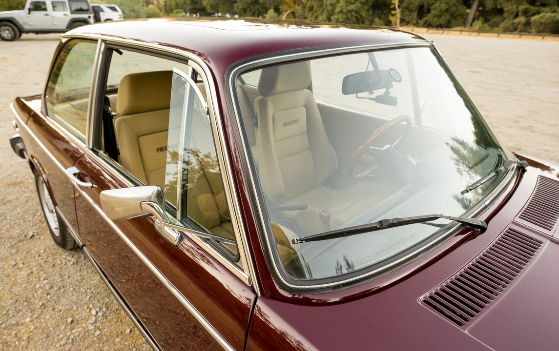 1975 BMW 2002 - Image 14 of 31