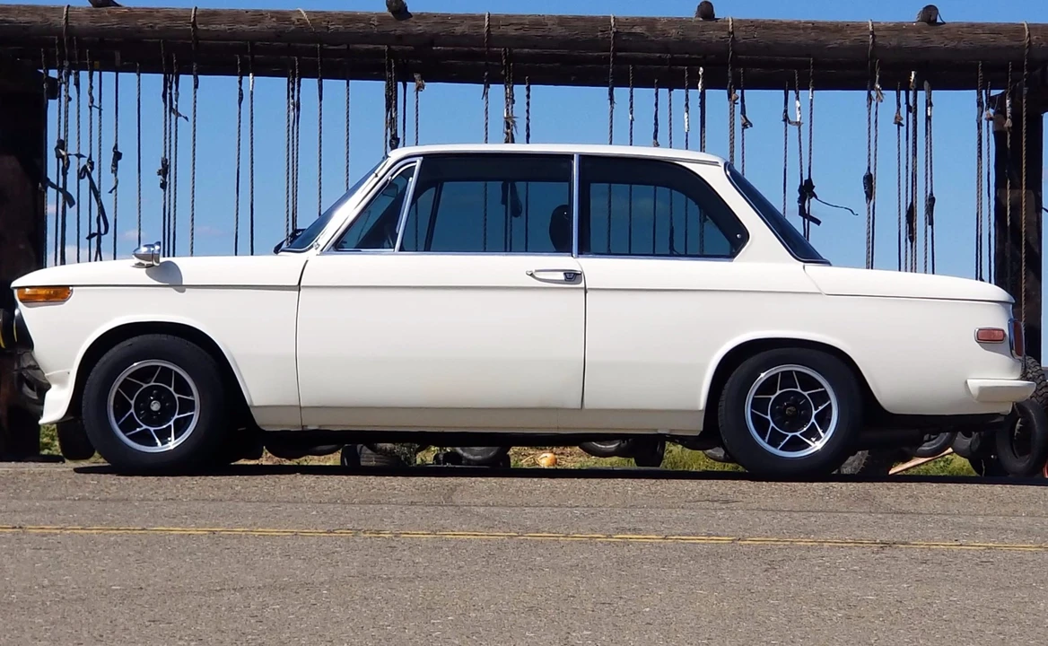 1975 BMW 2002 - Image 6 of 31