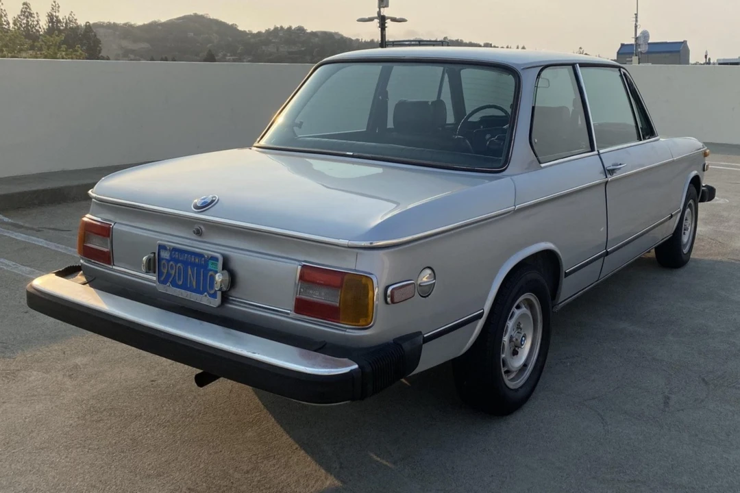 1975 BMW 2002 - Image 14 of 31