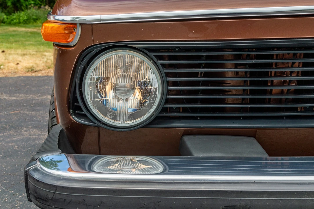 1975 BMW 2002 - Image 17 of 31