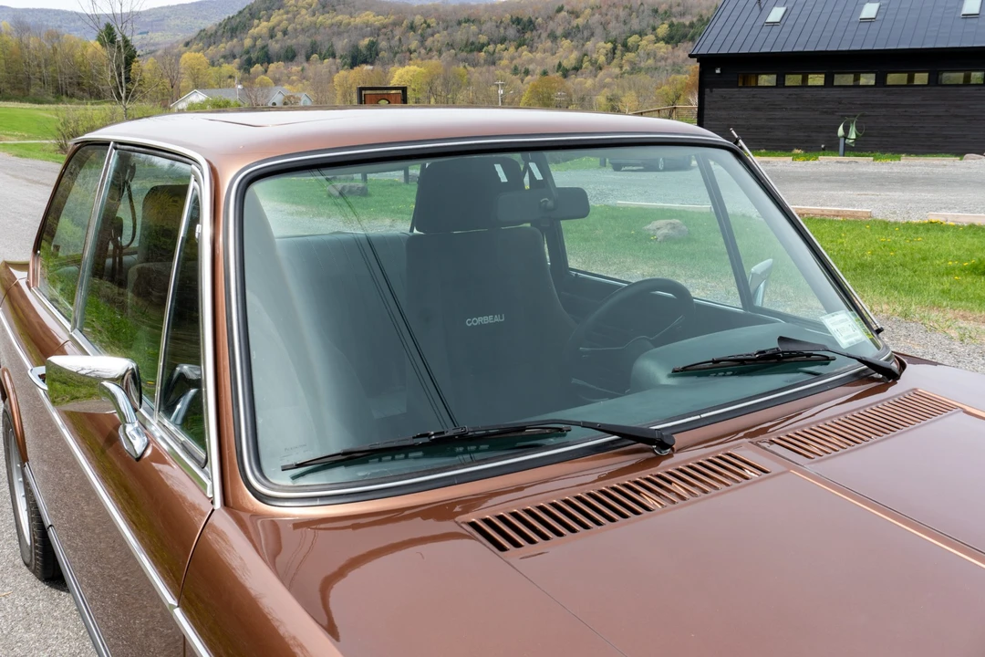 1975 BMW 2002 - Image 11 of 31