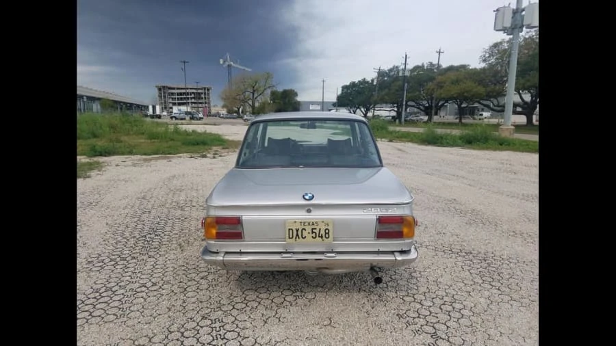 1975 BMW 2002 - Image 11 of 12