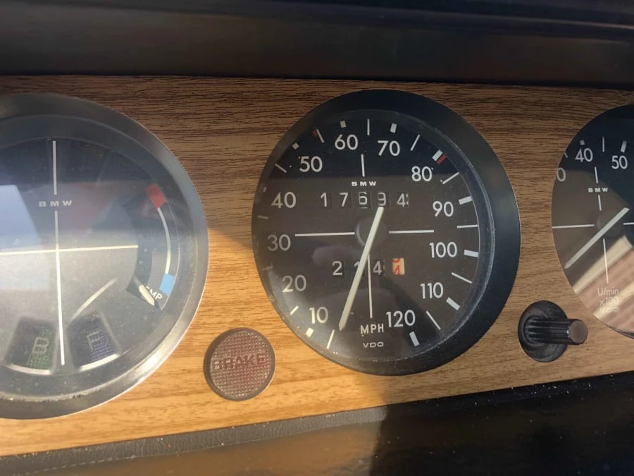 1975 BMW 2002 - Image 4 of 12