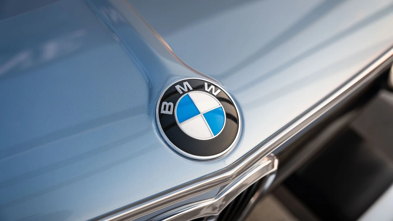 1975 BMW 2002 - Image 12 of 31