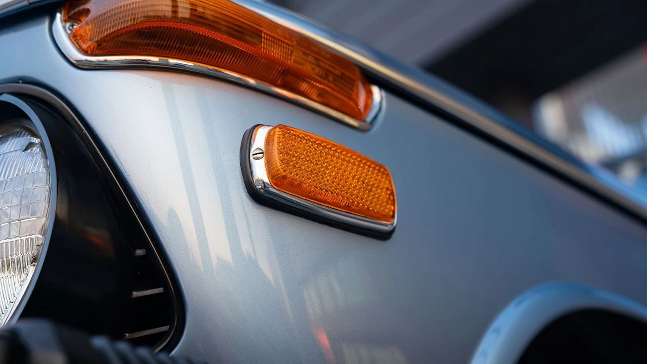 1975 BMW 2002 - Image 21 of 31