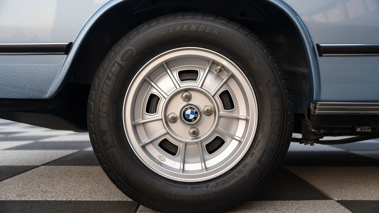 1975 BMW 2002 - Image 30 of 31