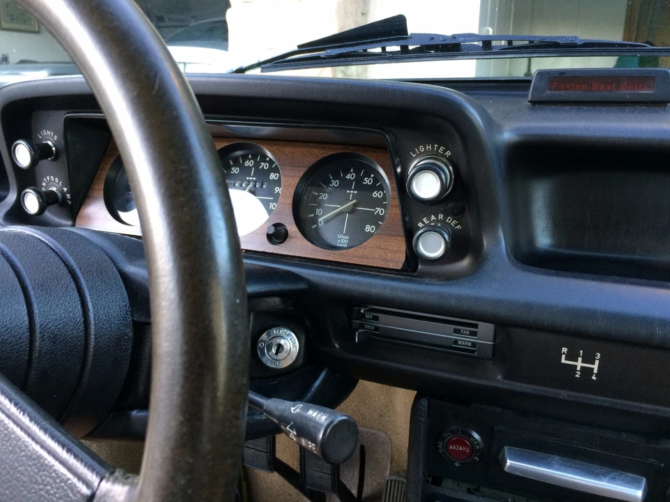 1975 BMW 2002 - Image 18 of 31