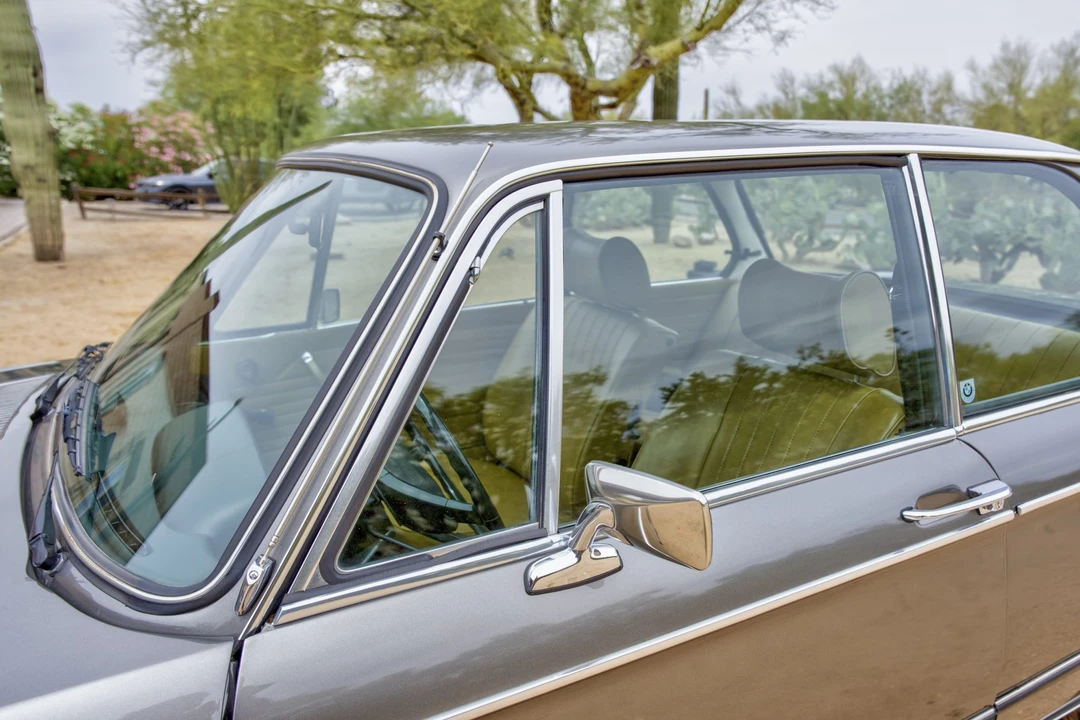 1975 BMW 2002 - Image 22 of 31