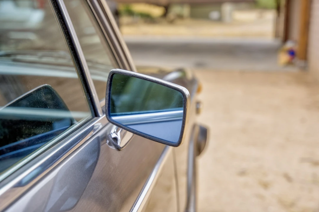 1975 BMW 2002 - Image 11 of 31