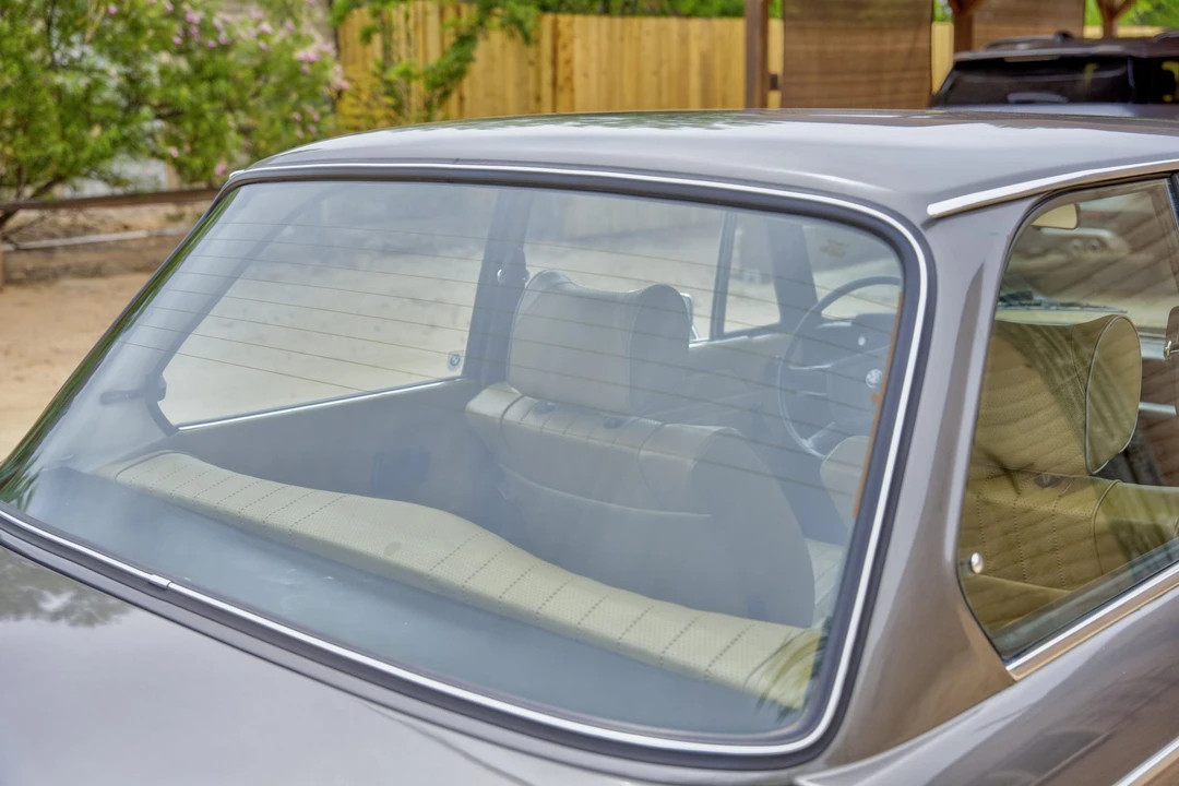 1975 BMW 2002 - Image 21 of 31