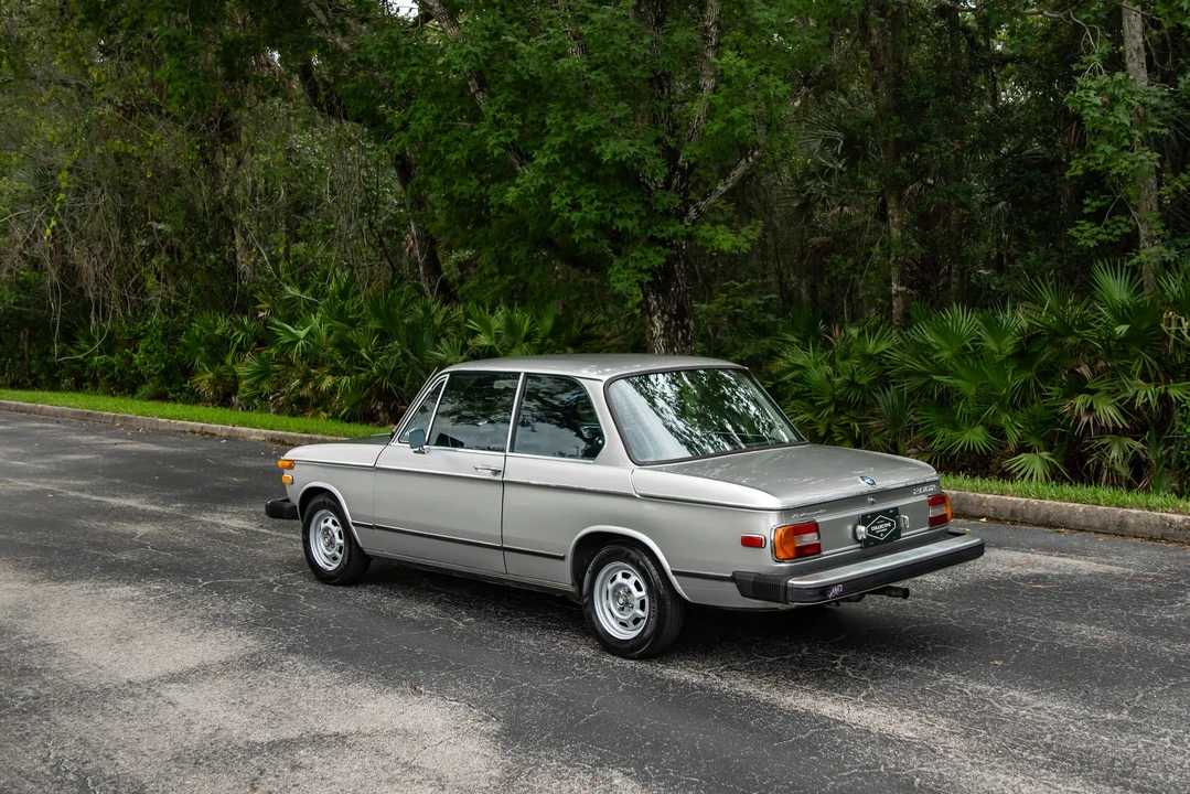 1975 BMW 2002 - Image 14 of 31