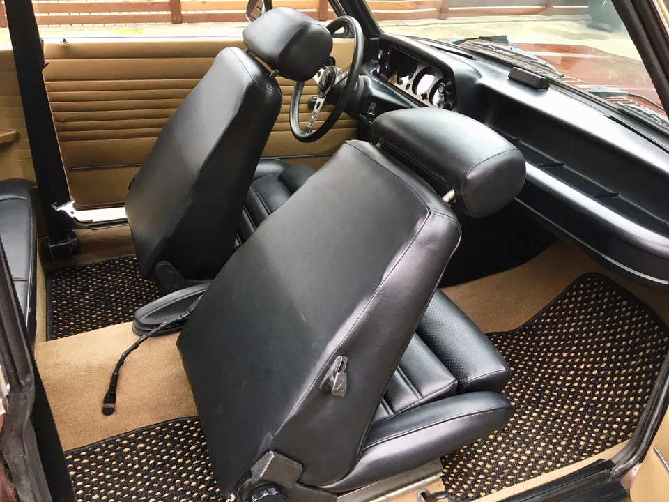1975 BMW 2002 - Image 21 of 31