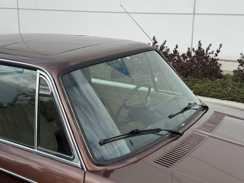 1975 BMW 2002 - Image 30 of 31