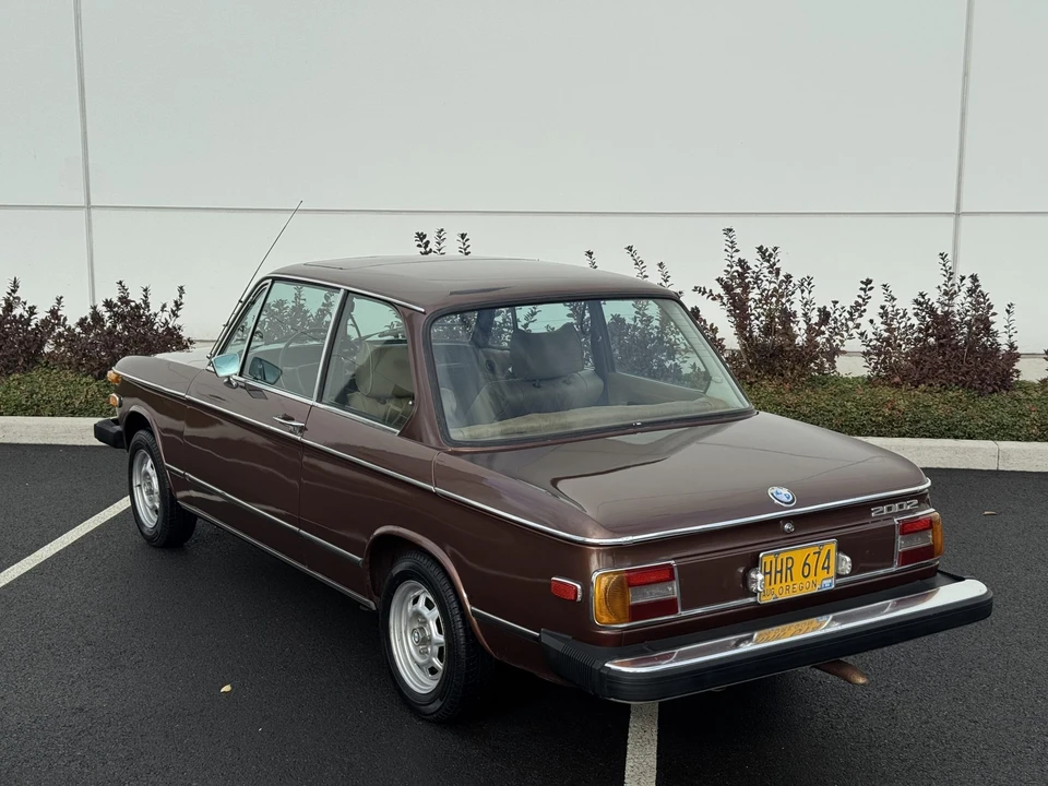 1975 BMW 2002 - Image 23 of 31