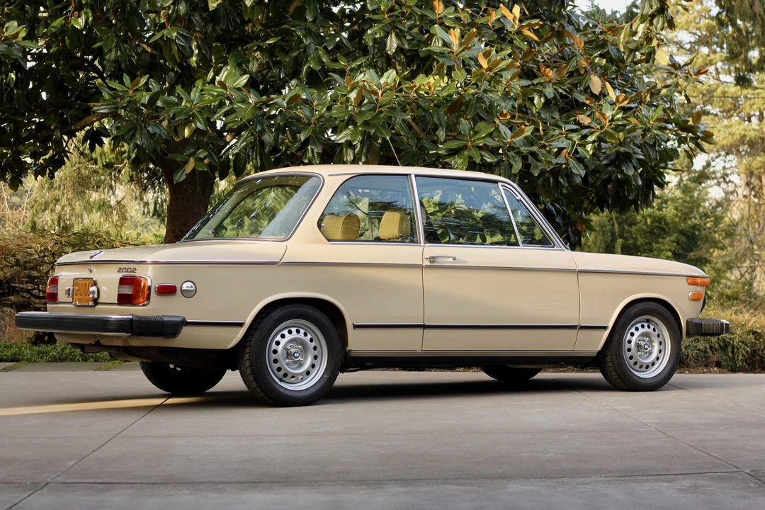 1975 BMW 2002 - Image 14 of 31