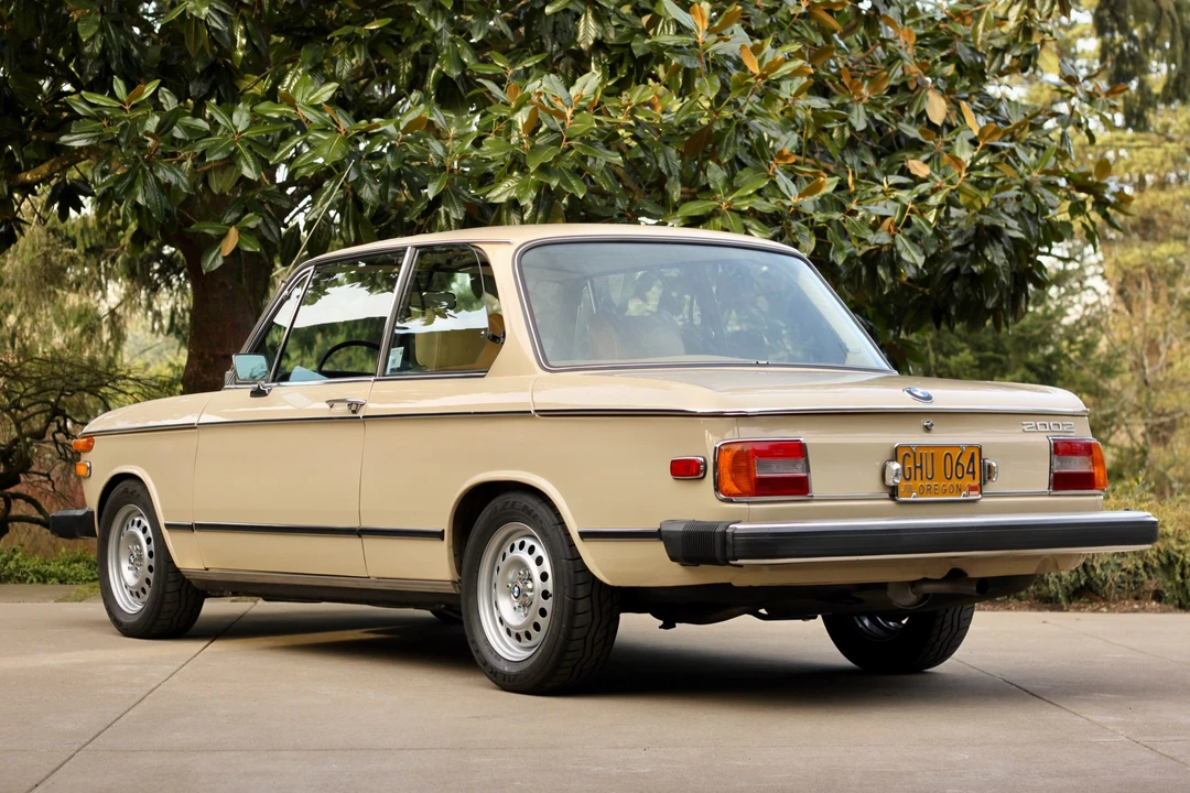 1975 BMW 2002 - Image 9 of 31