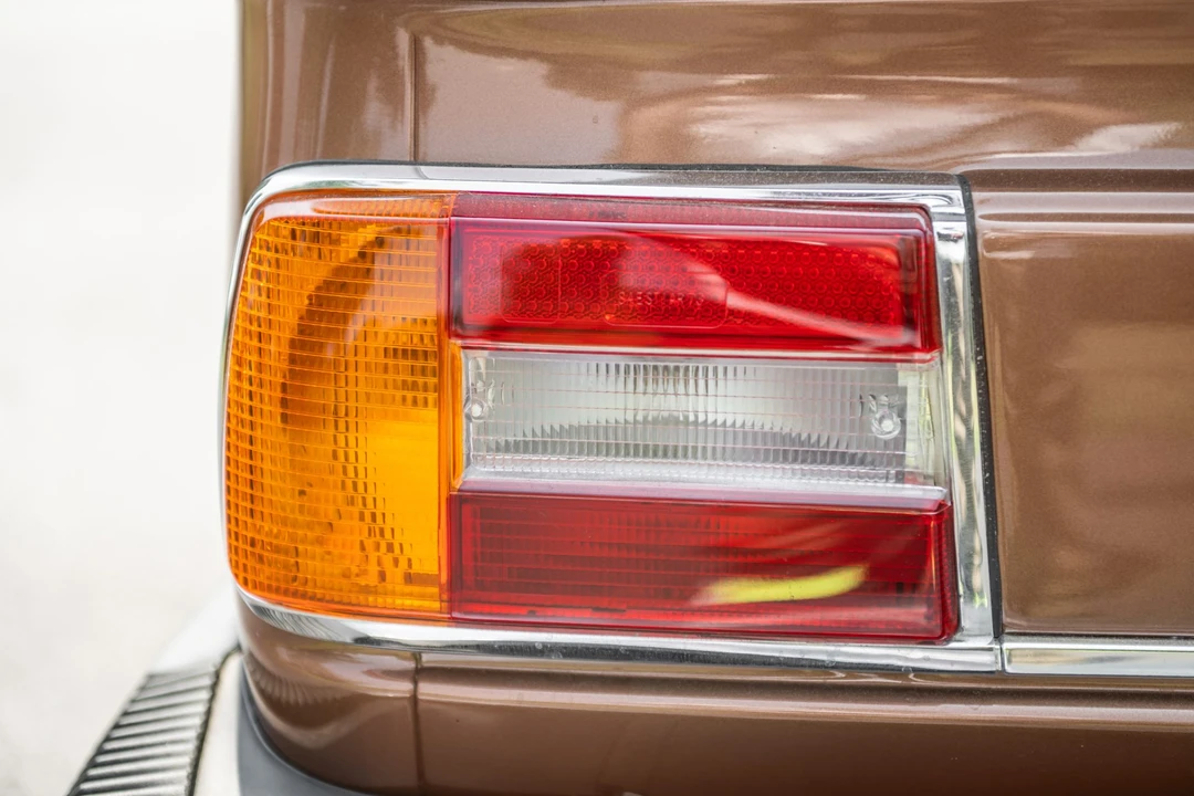 1975 BMW 2002 - Image 13 of 31
