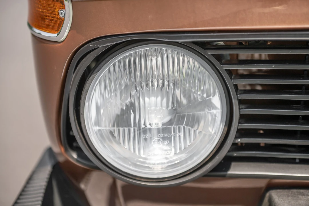 1975 BMW 2002 - Image 11 of 31