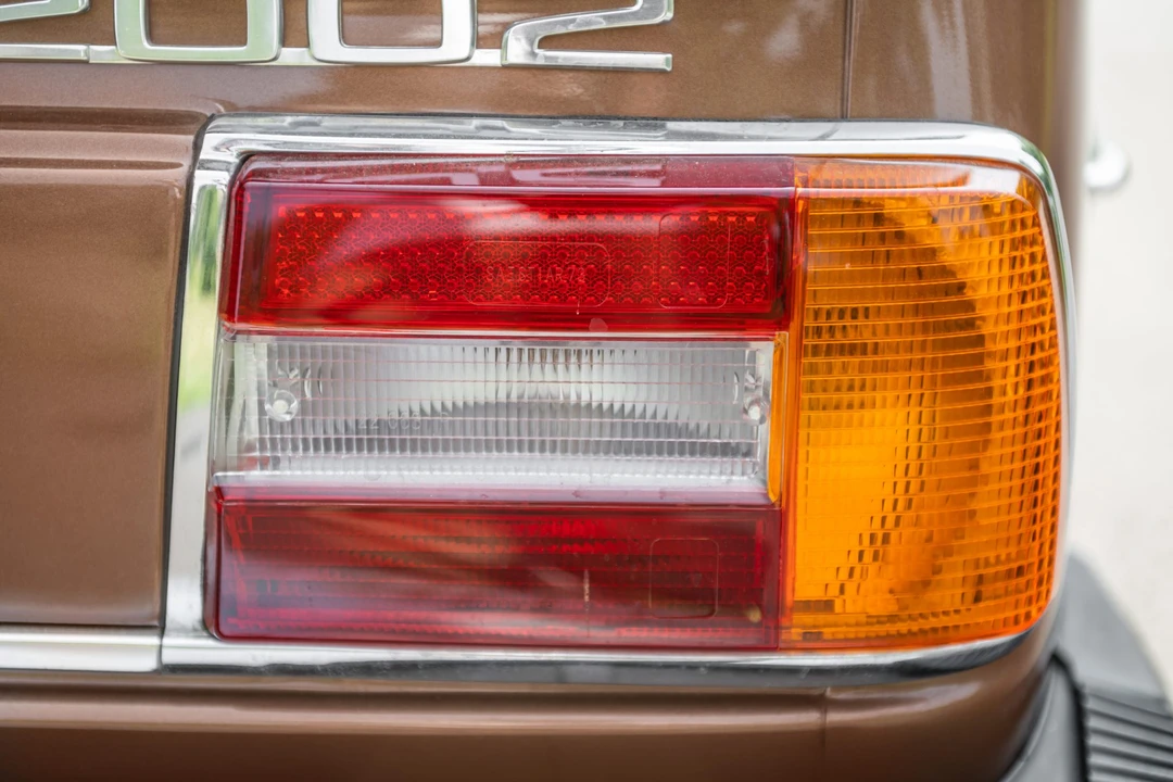 1975 BMW 2002 - Image 14 of 31