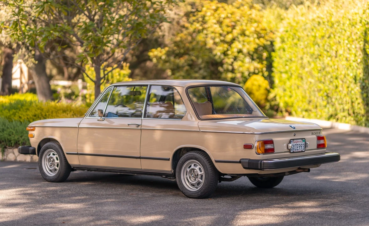 1975 BMW 2002 - Image 16 of 31
