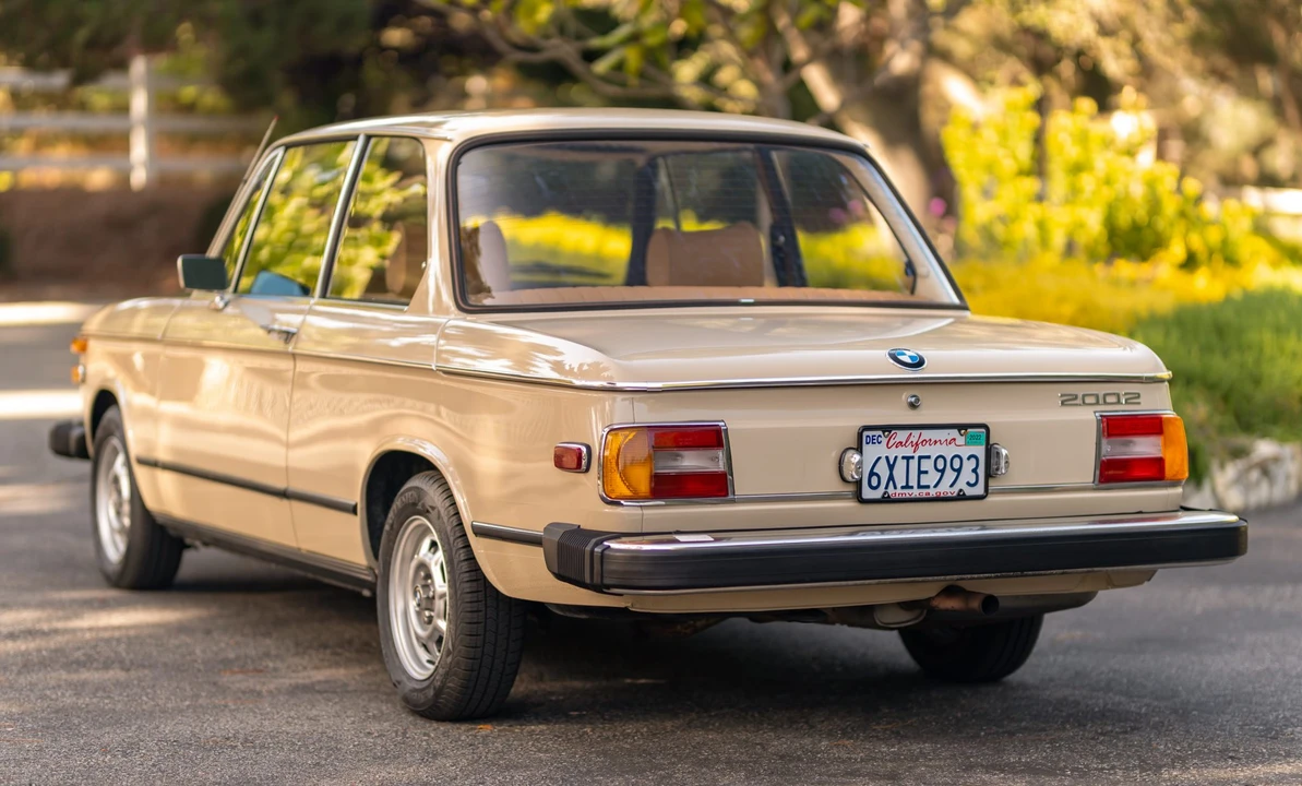 1975 BMW 2002 - Image 13 of 31