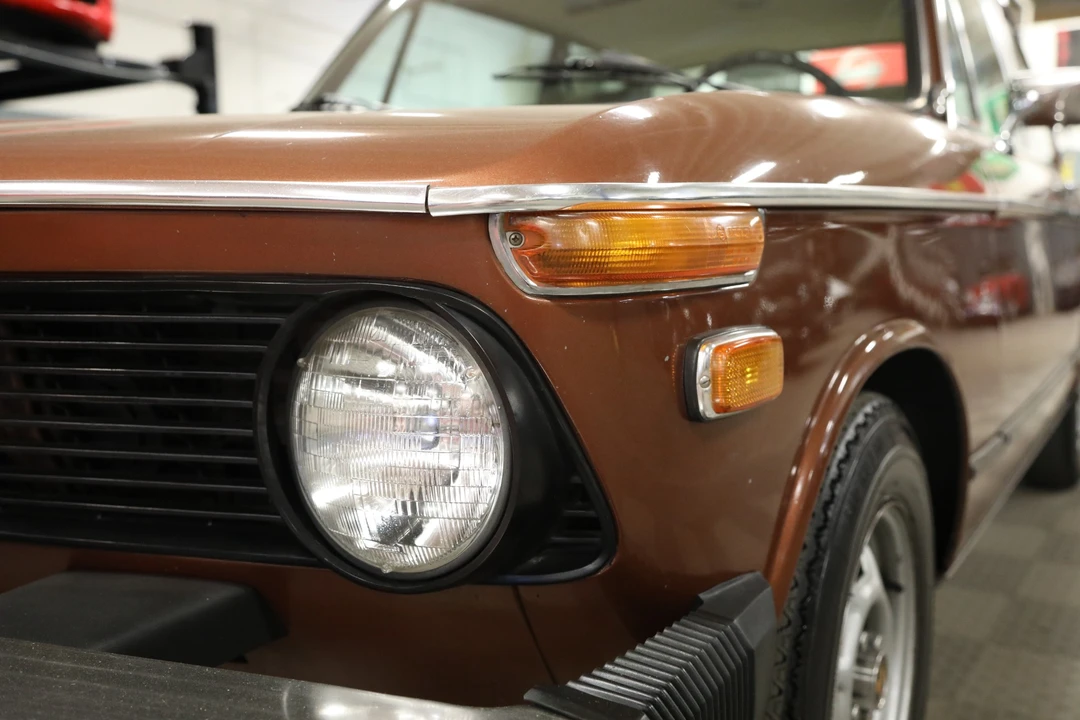 1975 BMW 2002 - Image 14 of 31