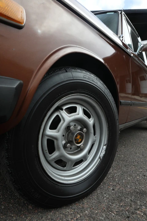 1975 BMW 2002 - Image 28 of 31