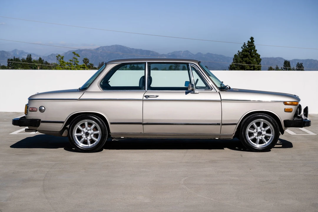 1975 BMW 2002 - Image 9 of 31