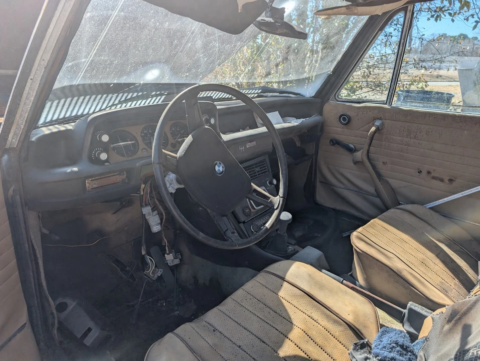 1975 BMW 2002 - Image 14 of 21
