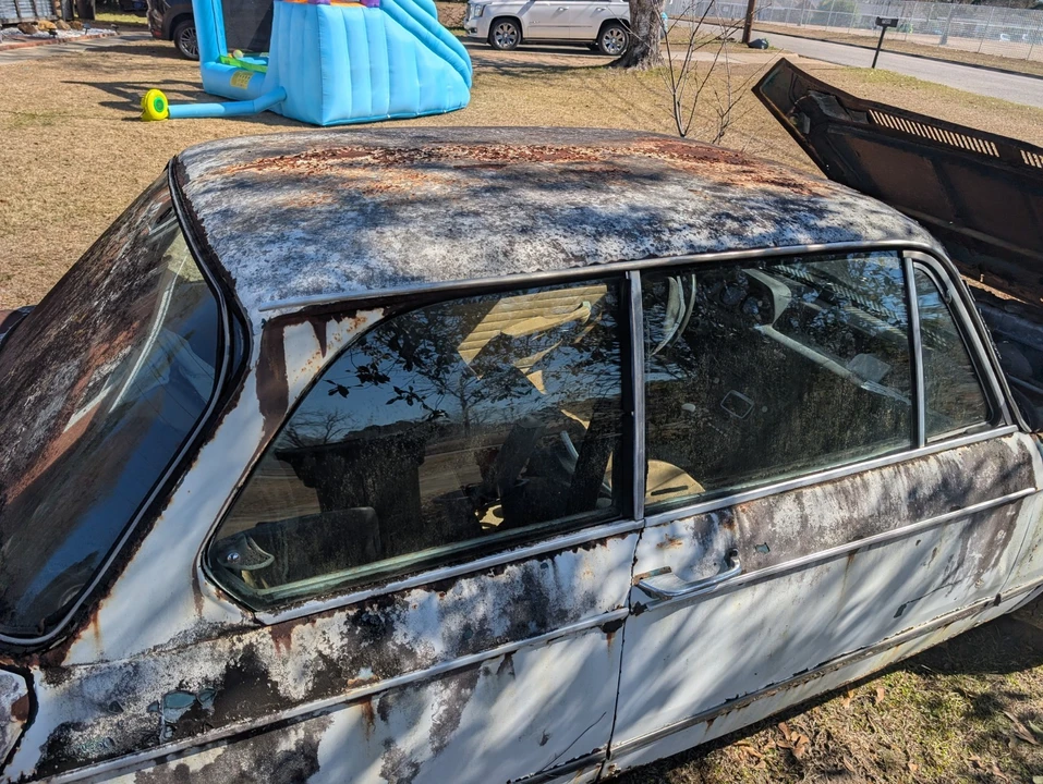1975 BMW 2002 - Image 7 of 21