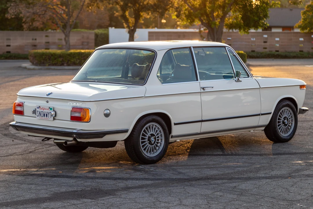 1975 BMW 2002 - Image 9 of 31