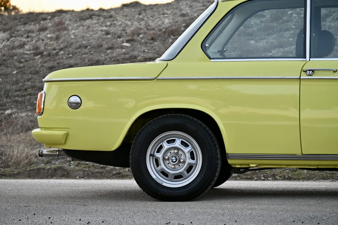 1975 BMW 2002 - Image 23 of 31