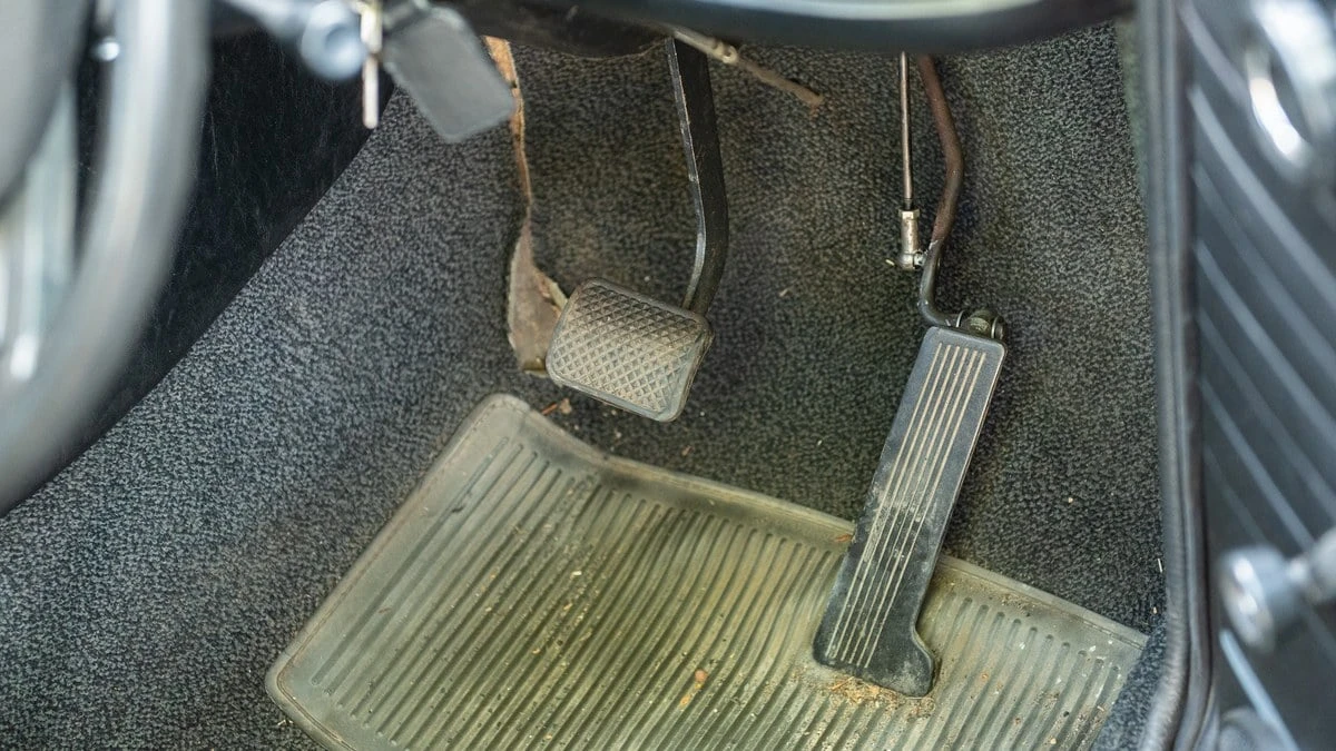1975 BMW 2002 - Image 14 of 30