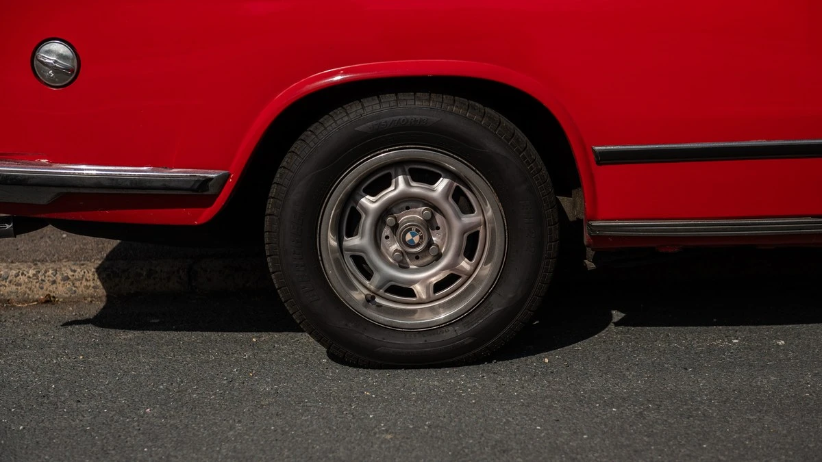 1975 BMW 2002 - Image 12 of 30