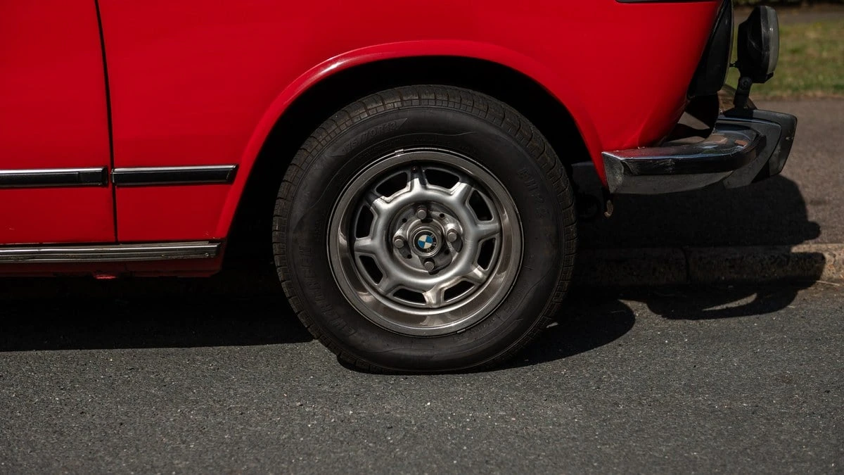 1975 BMW 2002 - Image 11 of 30
