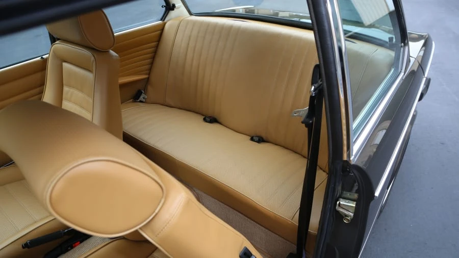 1975 BMW 2002 - Image 7 of 12