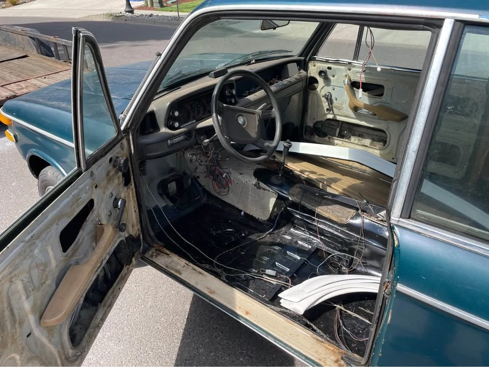 1975 BMW 2002 - Image 9 of 10